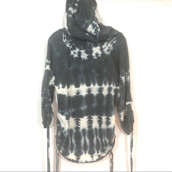 Young Fabulous & Broke Tie Dye Hoodie Sweatshirt With Ties Size XS - Picture 3 of 8